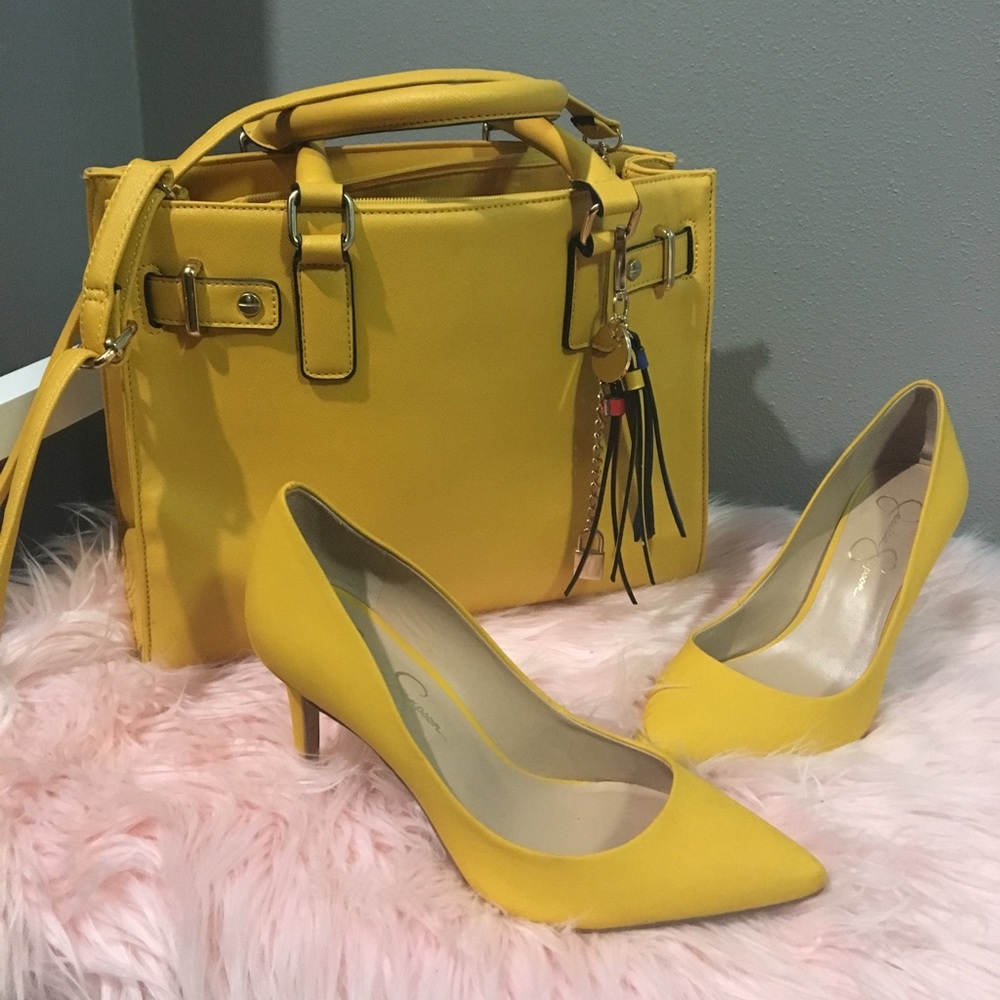Hand Bag, Heels